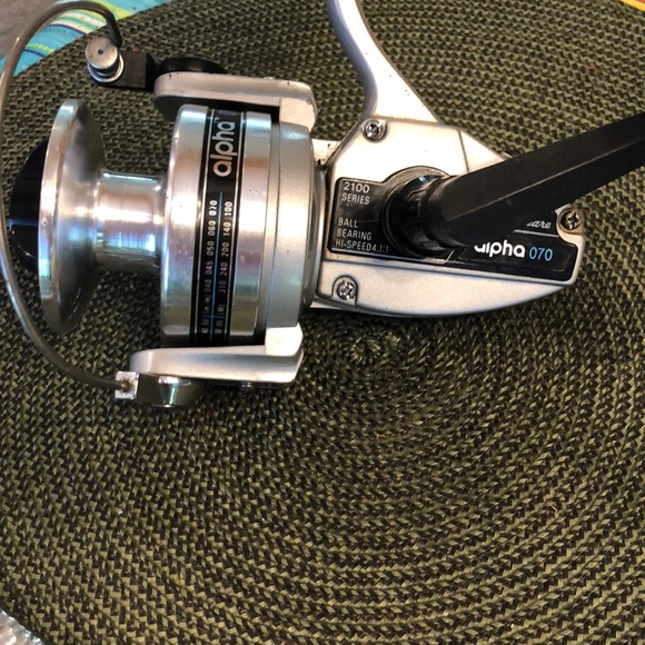 Other - Vintage Shakespeare 070 Alpha 2100 Fishing Reel.
